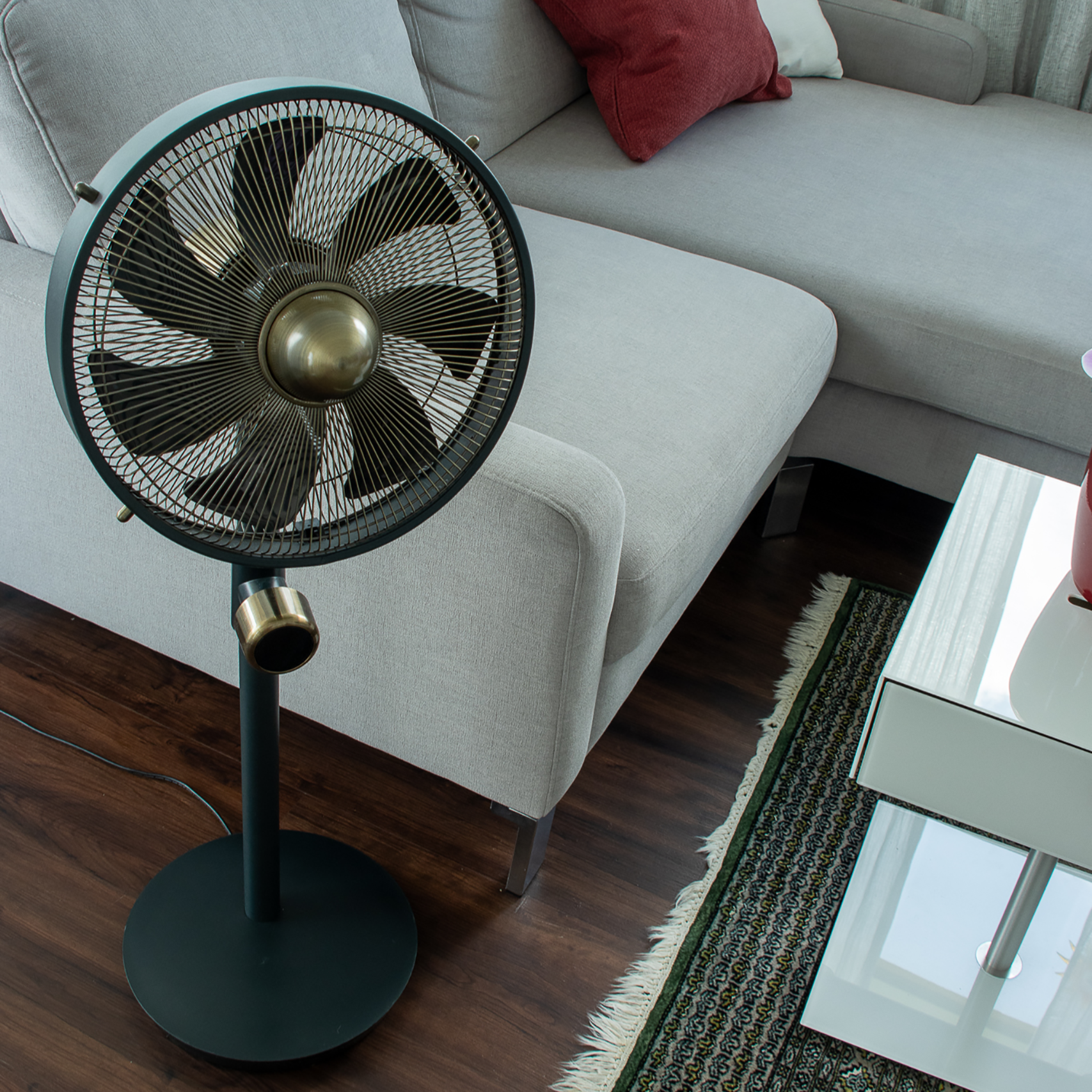 Uranus Standventilator – Leise, Leistungsstark & Flexibel - Edel und elegant