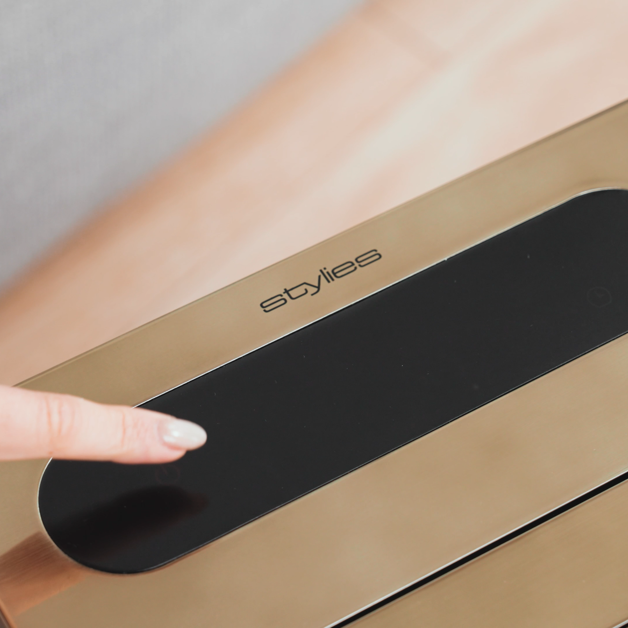 Mercure Luftentfeuchter - Luxuriöser Luftentfeuchter mit Schweizer Design & 20L Leistung