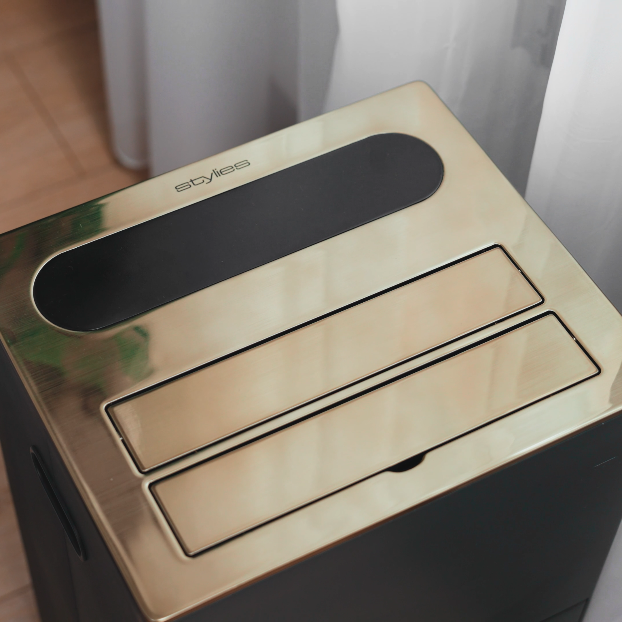 Mercure Luftentfeuchter - Luxuriöser Luftentfeuchter mit Schweizer Design & 20L Leistung