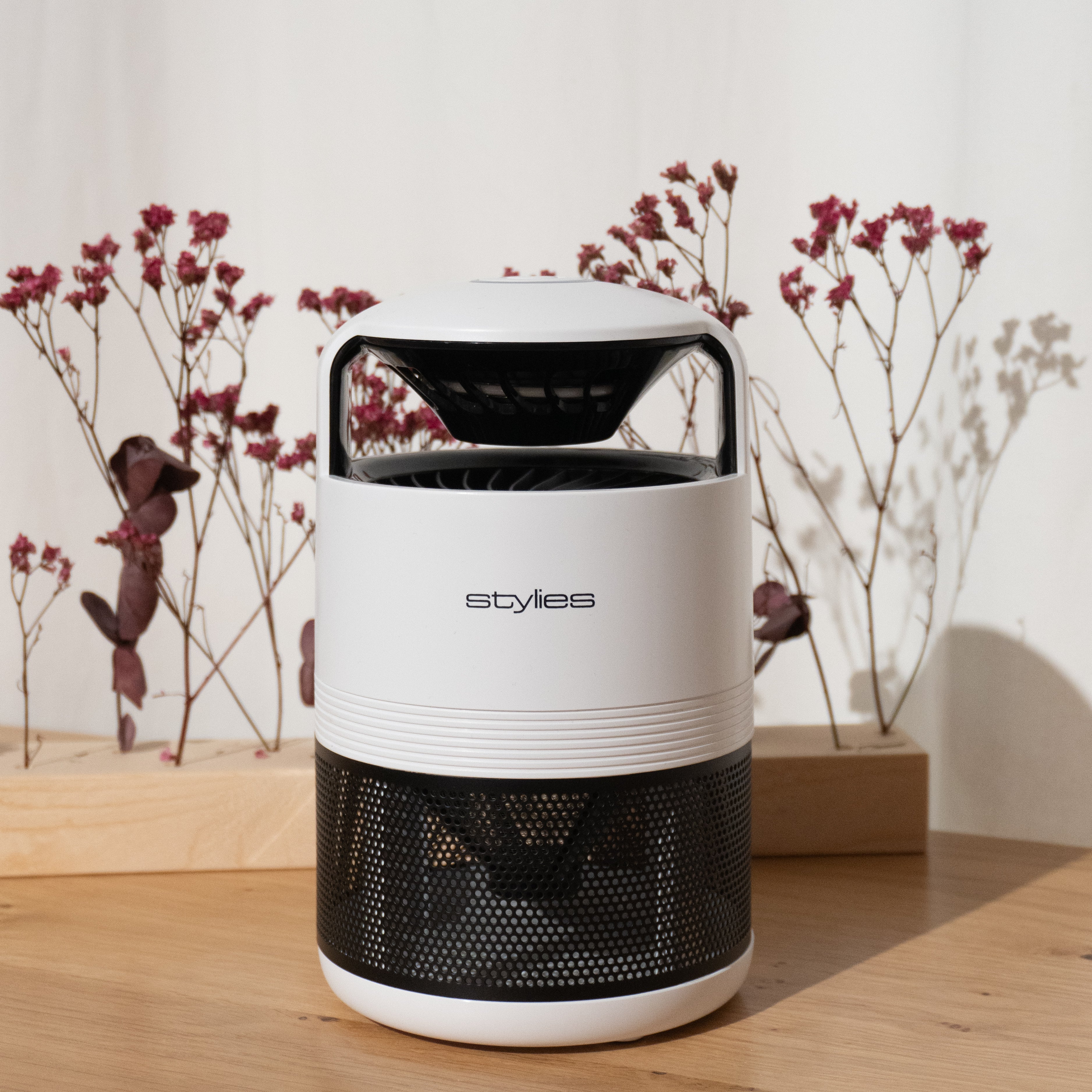 Pictoris insect killer – quiet, chemical-free &amp; environmentally friendly